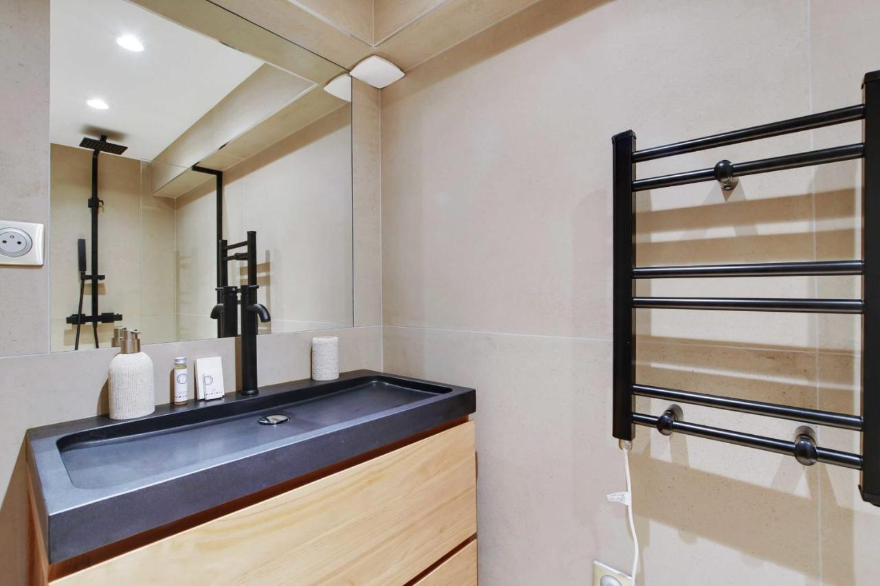 Amazing Apartment 2Br6P - Sacre Coeur Montmartre Paris Luaran gambar